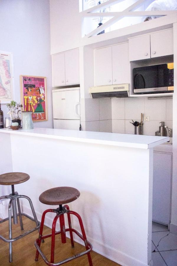 Super Studio With Mezzanine Near Montmartre Paris