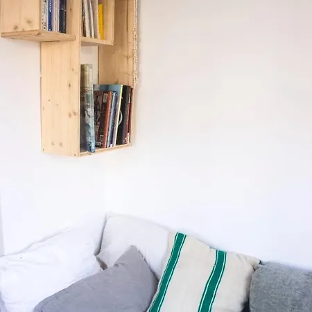 Super Studio With Mezzanine Near Montmartre Appartamento Parigi