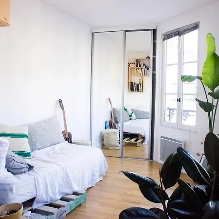 Super Studio With Mezzanine Near Montmartre Appartamento *