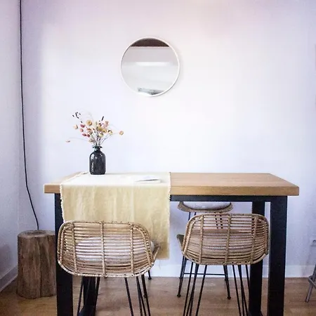 Super Studio With Mezzanine Near Montmartre Appartamento Parigi